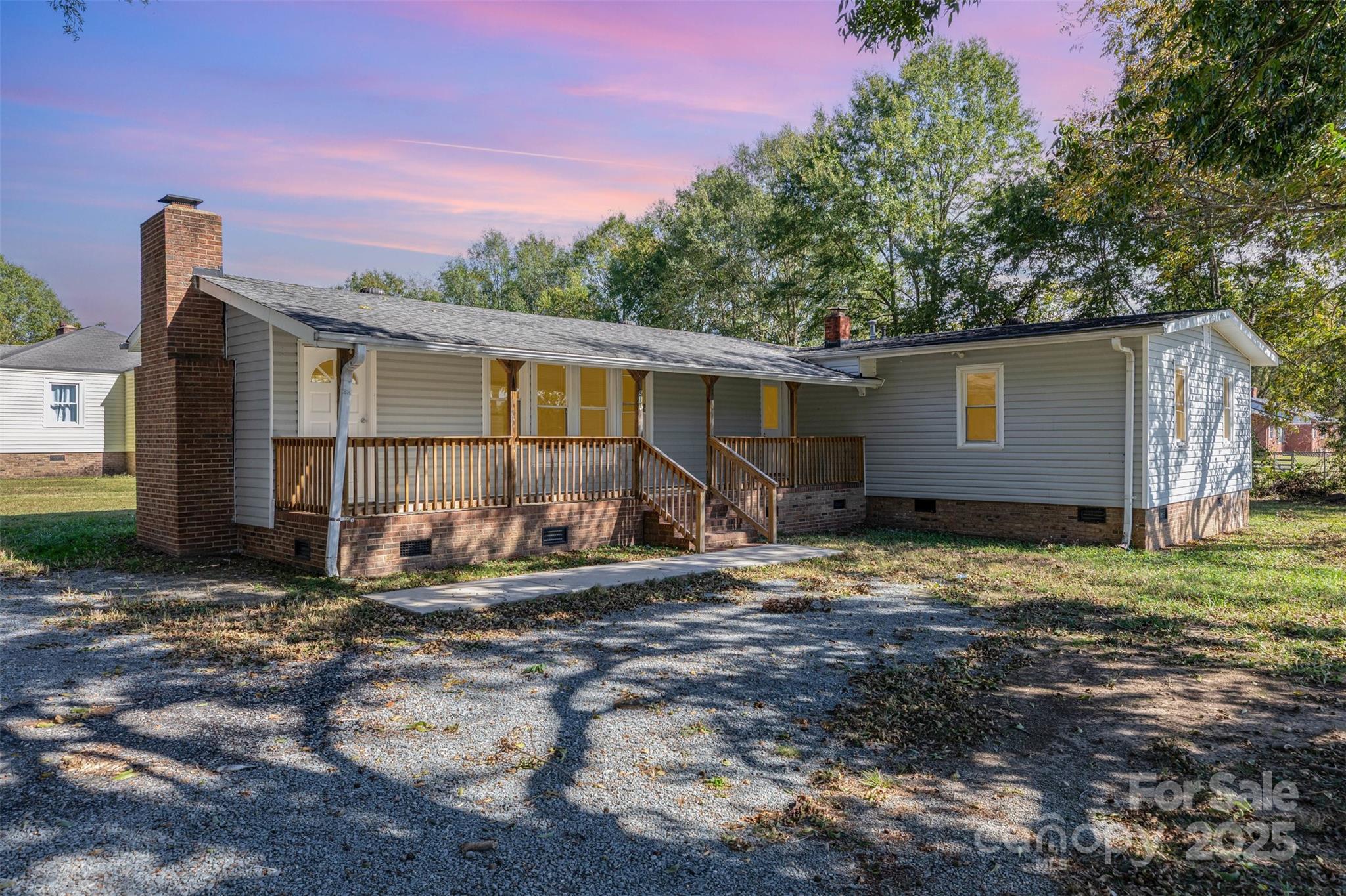 511-A S White Street