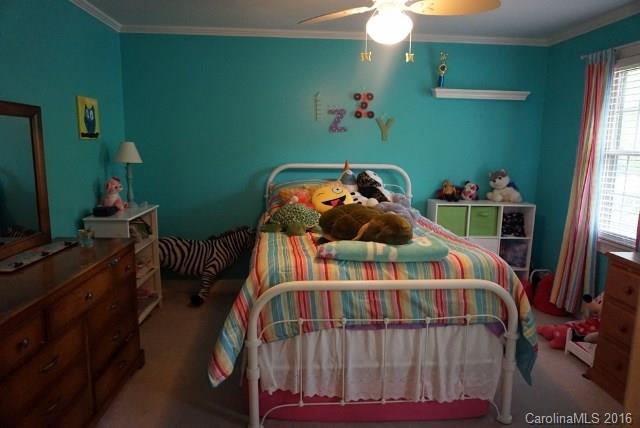 Country Club Hills - Residential