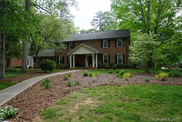 Country Club Hills - Residential