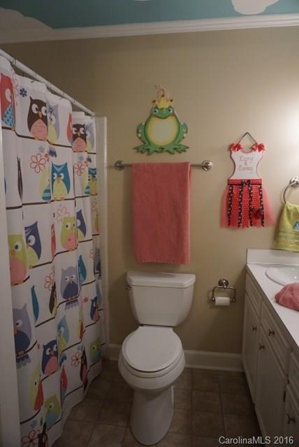 Country Club Hills - Residential