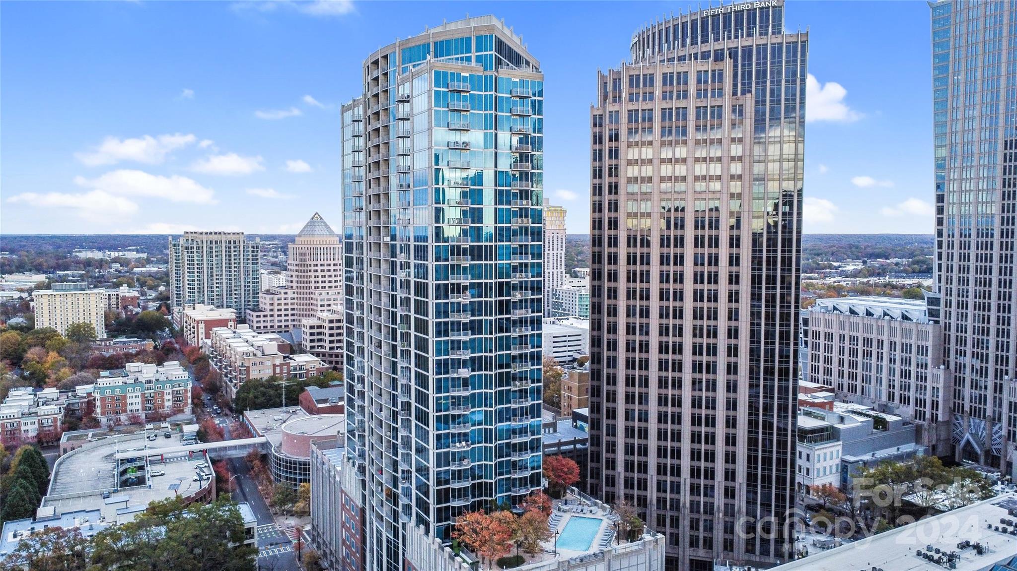 Avenue Condominiums - Residential