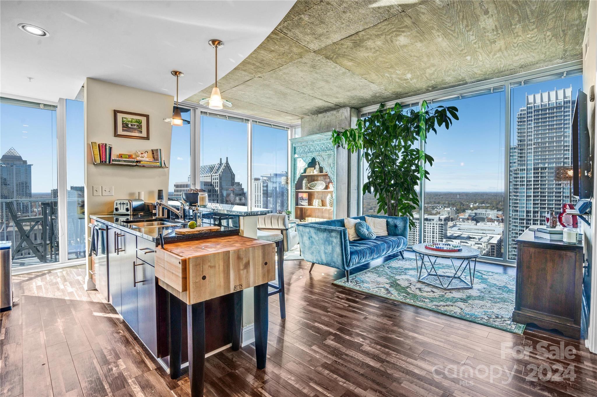 Avenue Condominiums - Residential