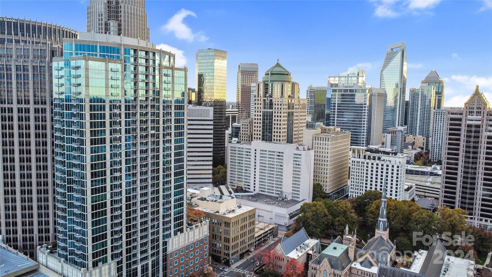 Avenue Condominiums - Residential