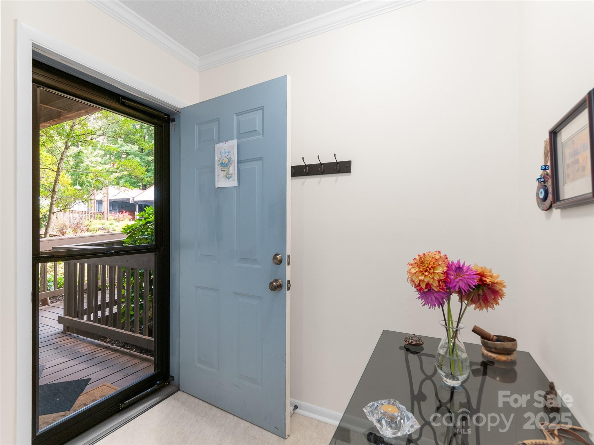 87 Willow Road D-1