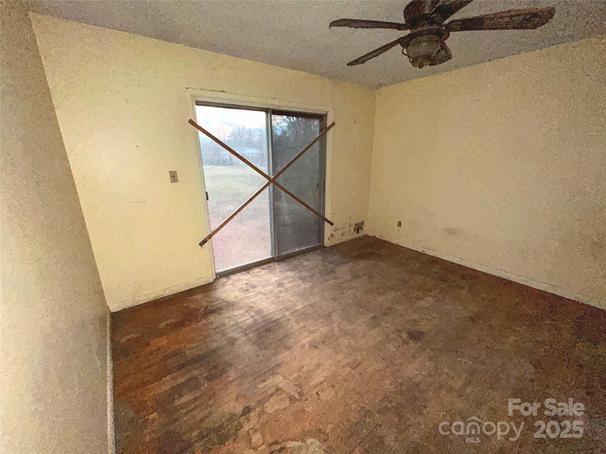 2330 40th Avenue Court NE