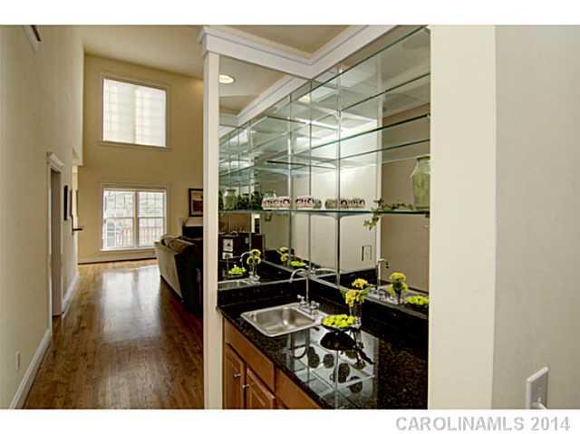 Lake Shore - Residential