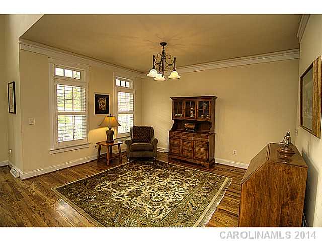 Lake Shore - Residential