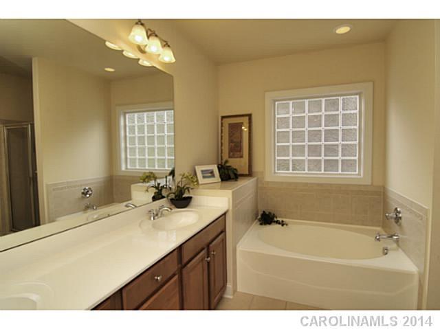 Lake Shore - Residential