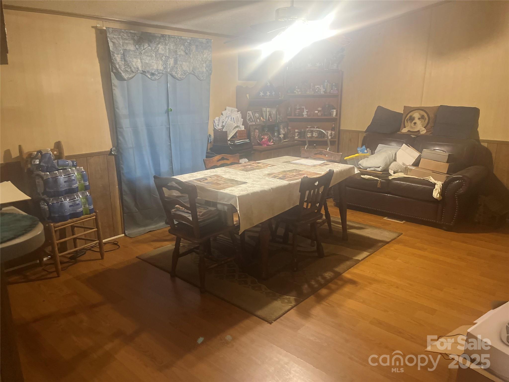 Lamplighter South - Residential