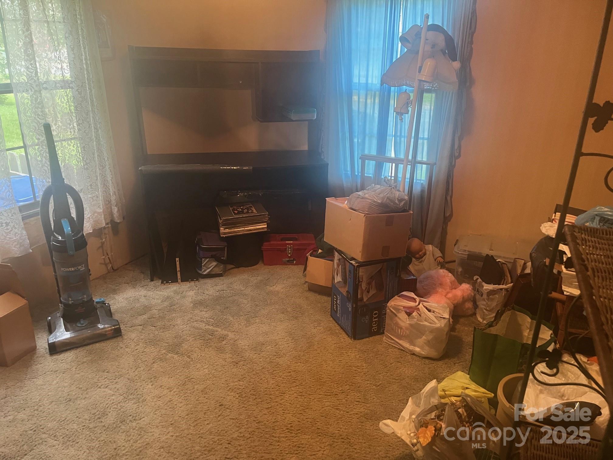 Lamplighter South - Residential