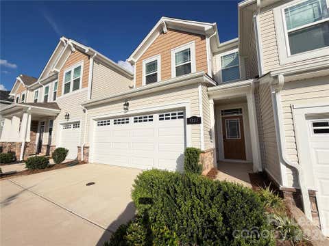 Photo of 9233 Northfield Crossing Drive, Charlotte, NC 28269 (MLS # 4412281)