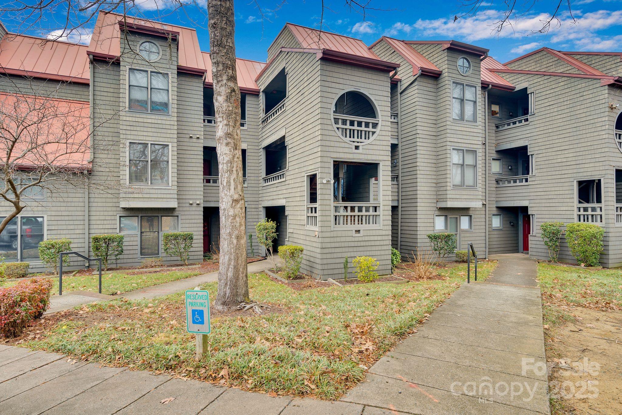 Lakeshore Village - Residential