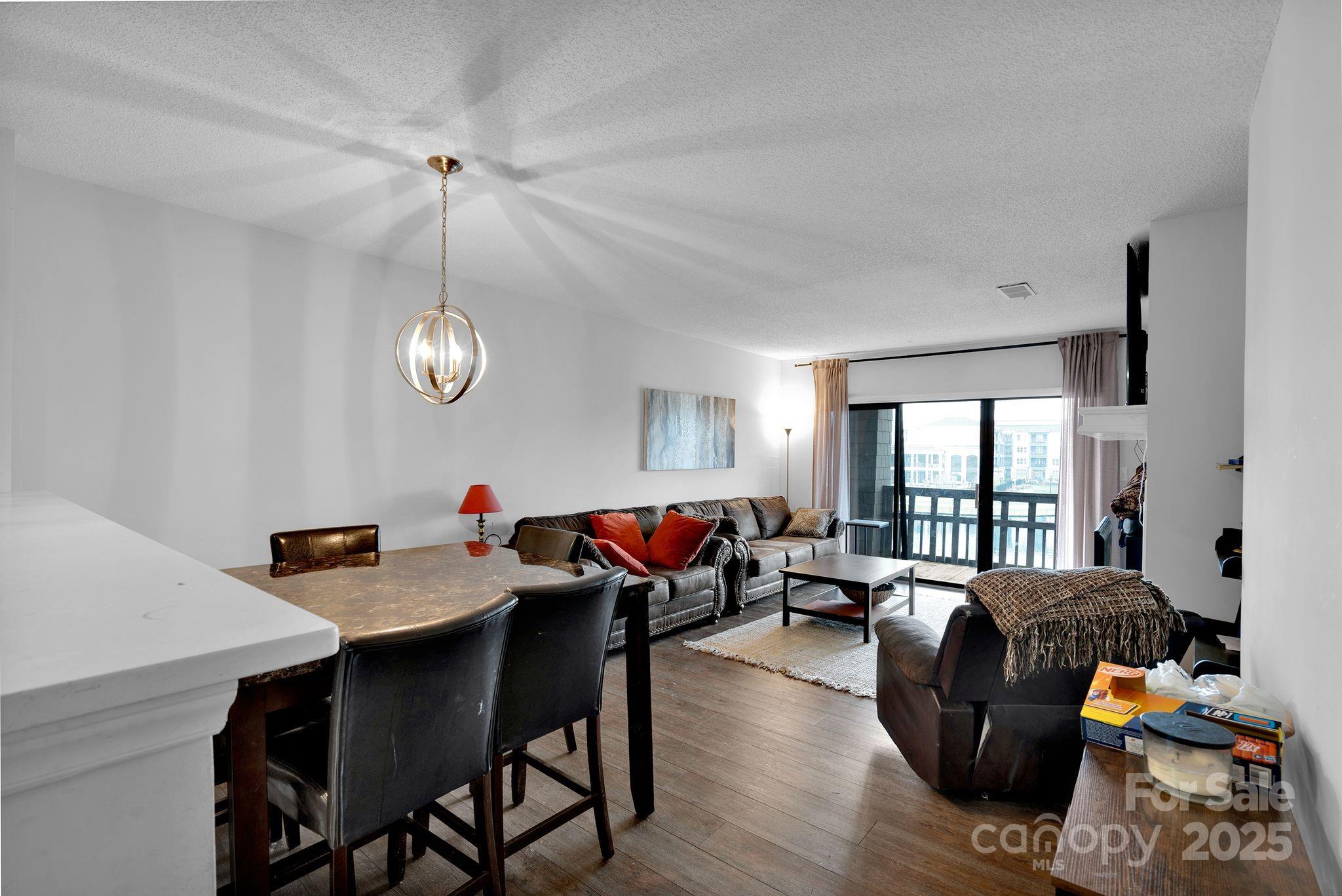 9041 J M Keynes Drive