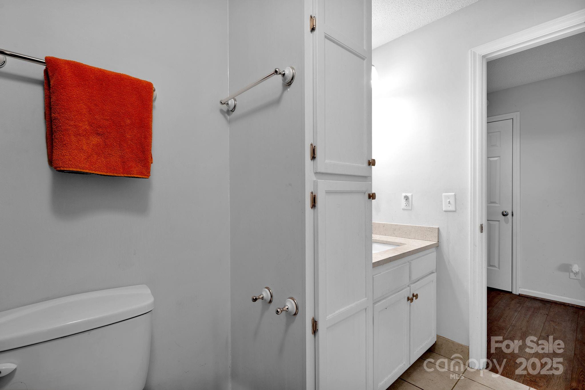 Lakeshore Village - Residential