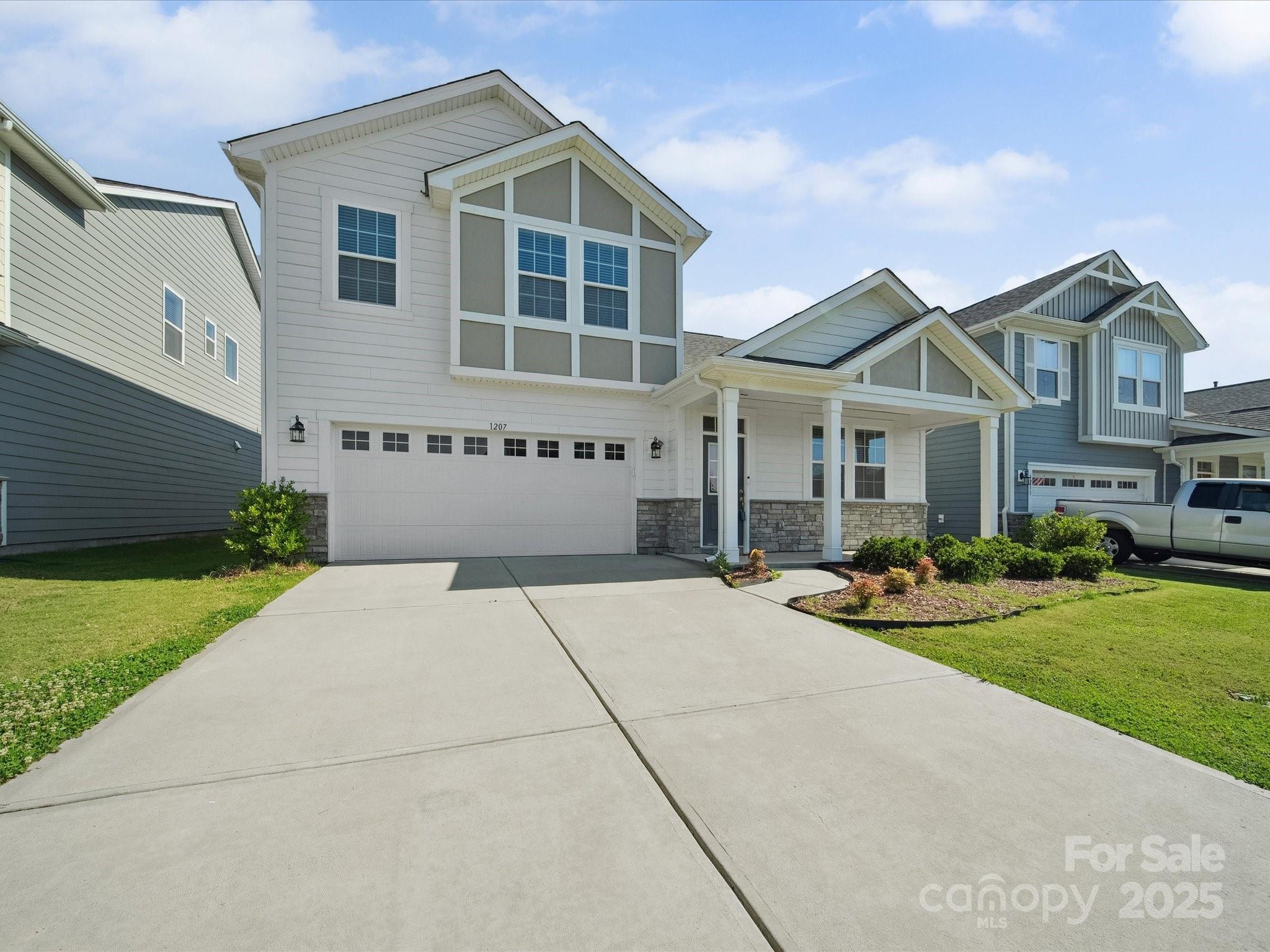 1207 Laggan Lane