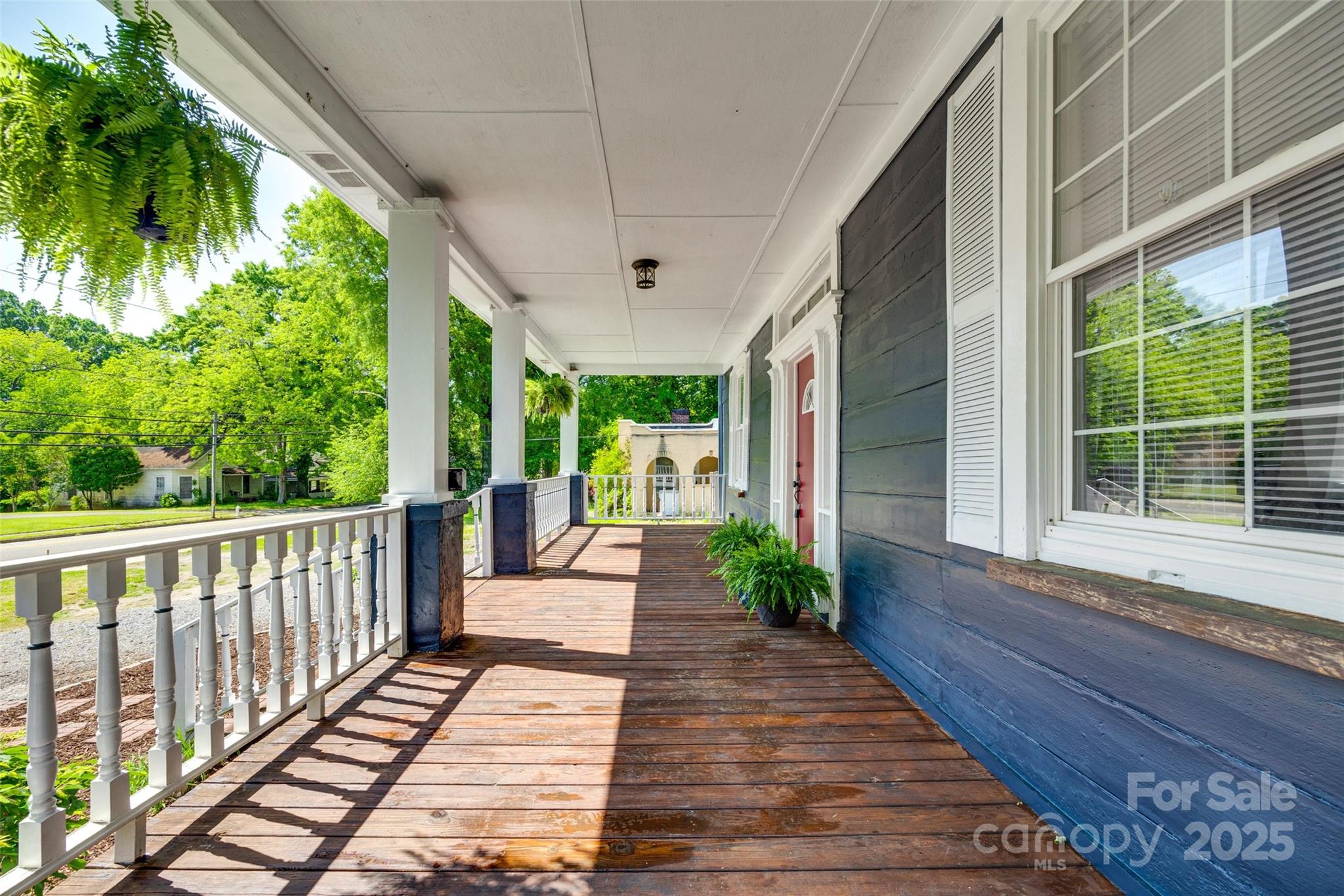 309 N Congress Street N