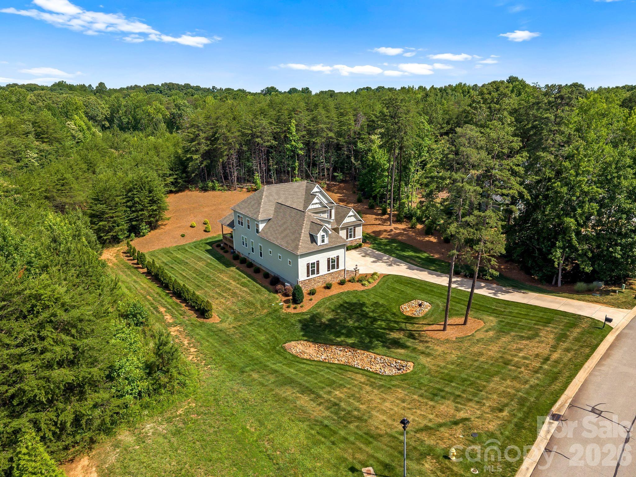 3207 James Plantation Drive