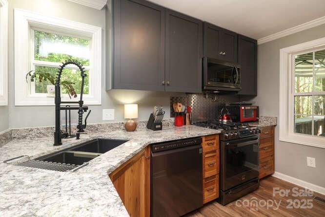 8903 New Town Road