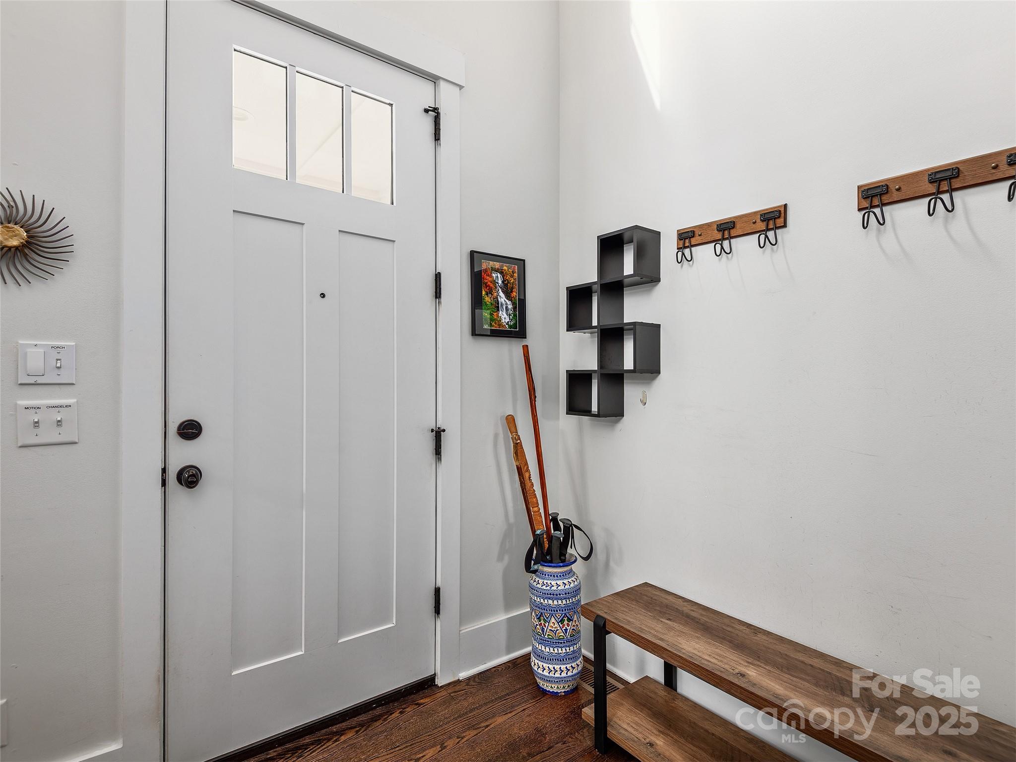 108 Enthoffer Street