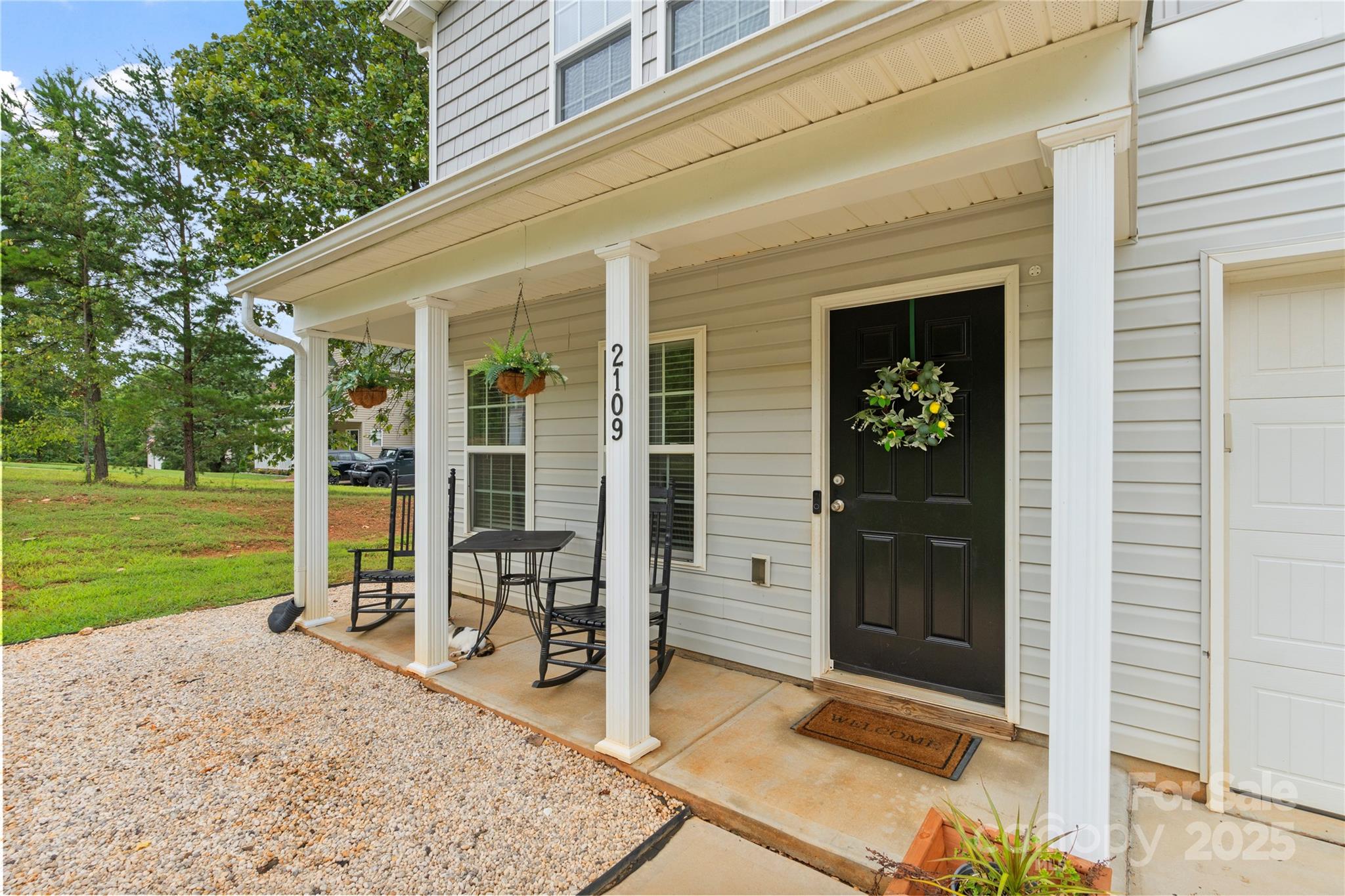 2109 Pinnacle View Drive