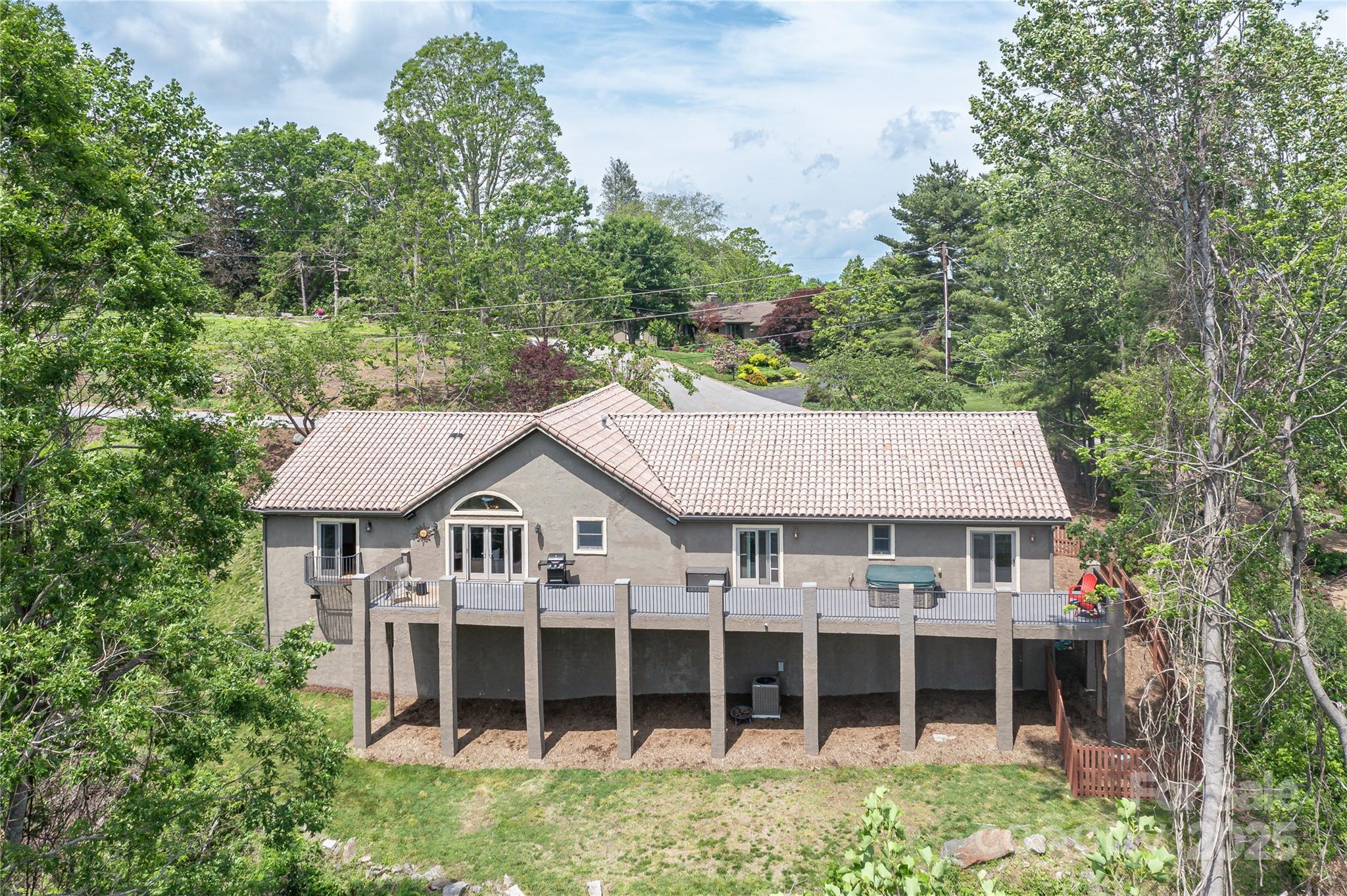 Town Mountain - Residential