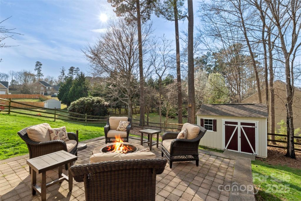 listing image 44