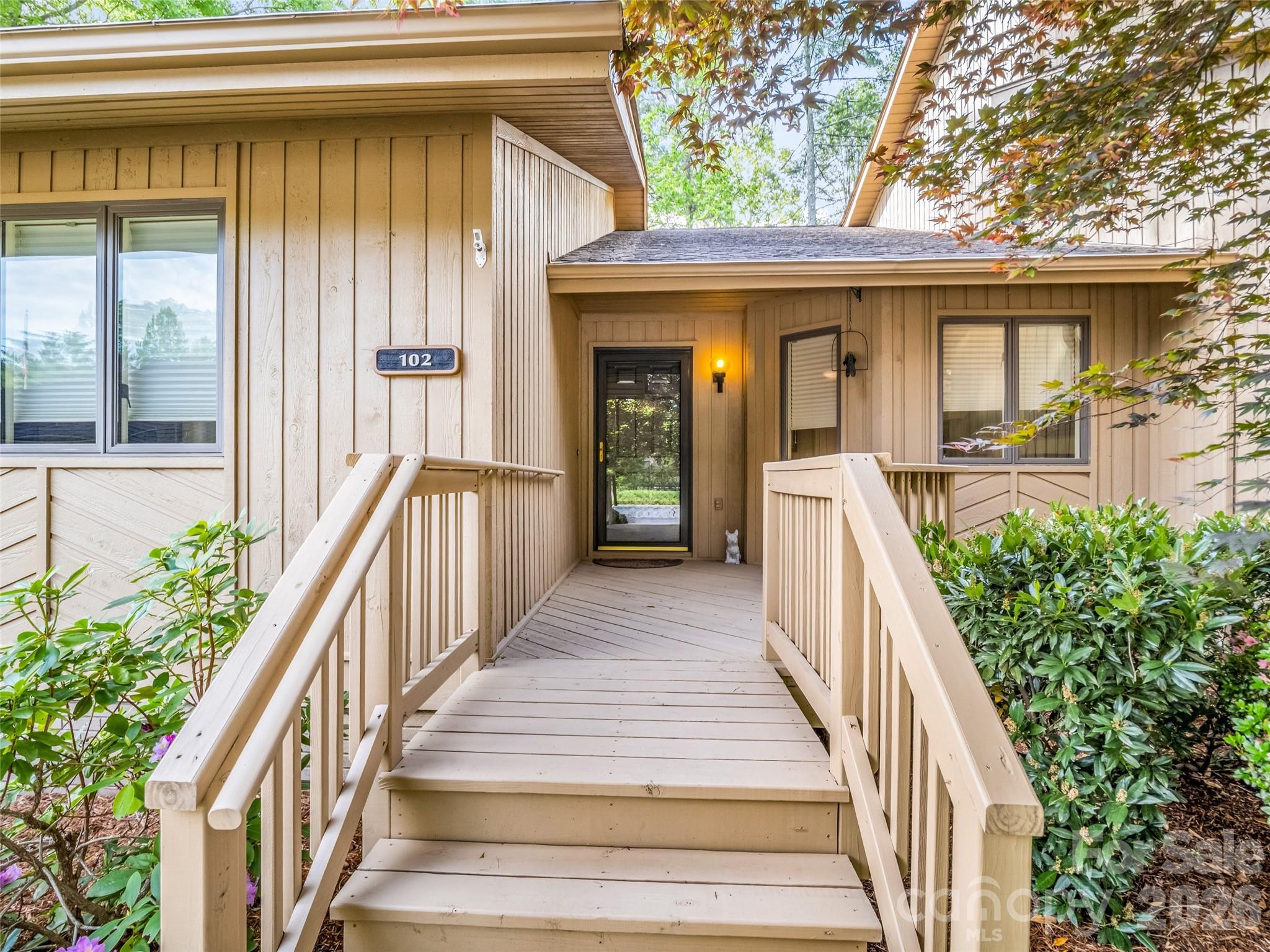 Photo 1 of 48 — 102 White Oak Drive, Hendersonville, NC 28791