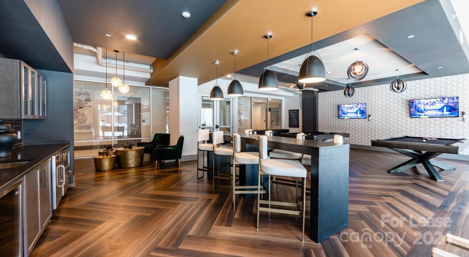 Charlotte, North Carolina 28202, United States, 1 Bedroom Bedrooms, ,1 BathroomBathrooms,Residential,Active,62989