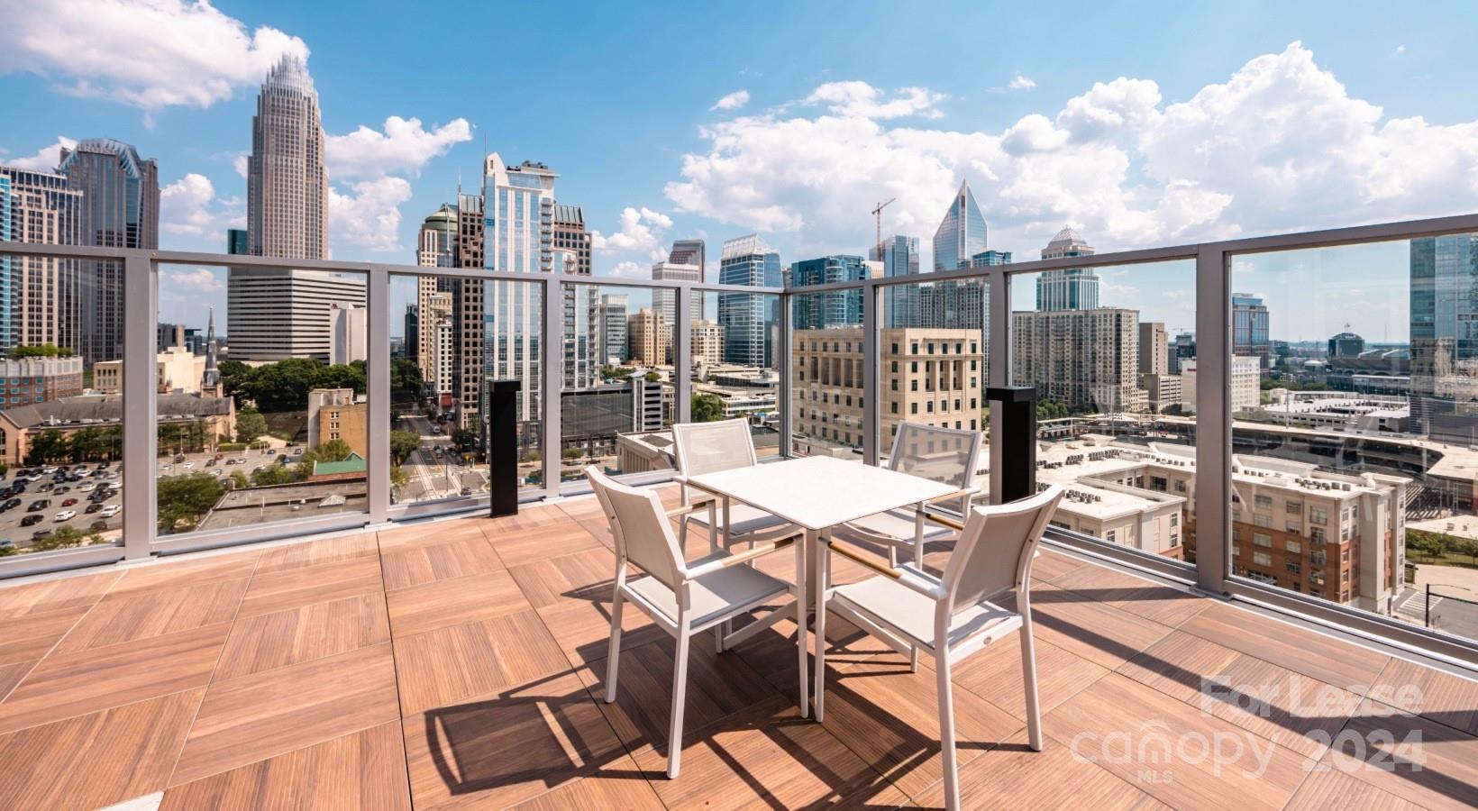 Charlotte, North Carolina 28202, United States, 1 Bedroom Bedrooms, ,1 BathroomBathrooms,Residential,Active,62989