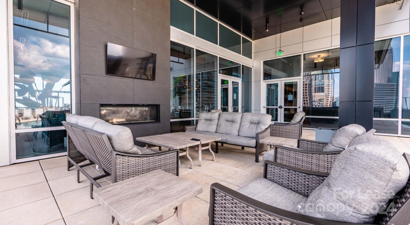 Charlotte, North Carolina 28202, United States, 1 Bedroom Bedrooms, ,1 BathroomBathrooms,Residential,Active,62989