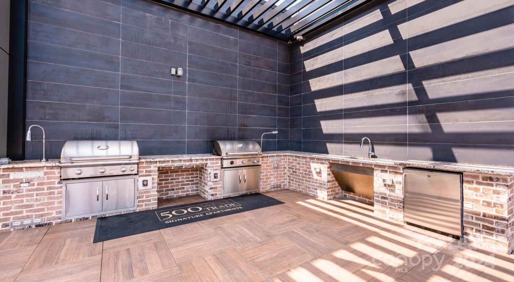 Charlotte, North Carolina 28202, United States, 1 Bedroom Bedrooms, ,1 BathroomBathrooms,Residential,Active,62989