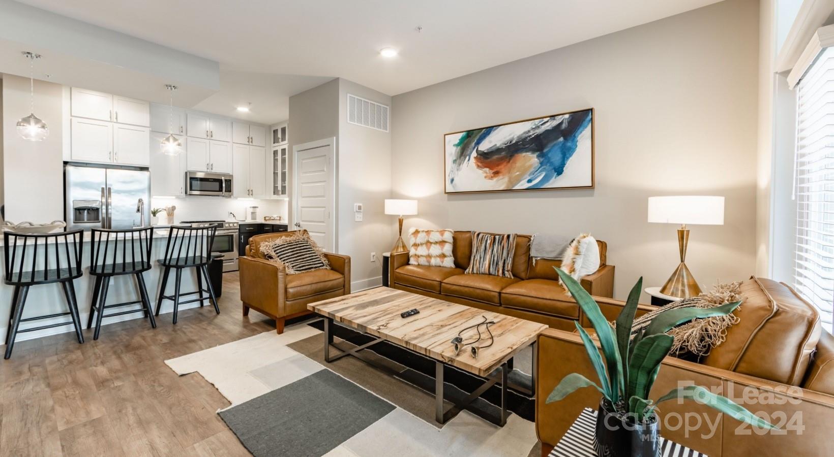 Charlotte, North Carolina 28202, United States, 1 Bedroom Bedrooms, ,1 BathroomBathrooms,Residential,Active,62989