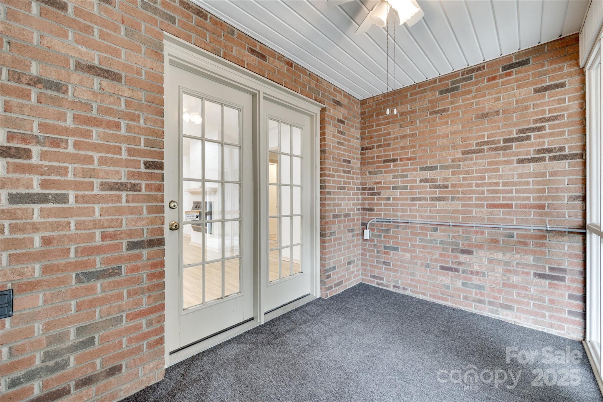 RAVENCROFT - Residential