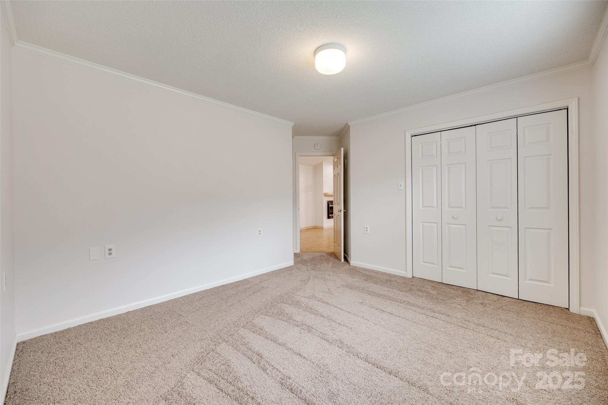 RAVENCROFT - Residential