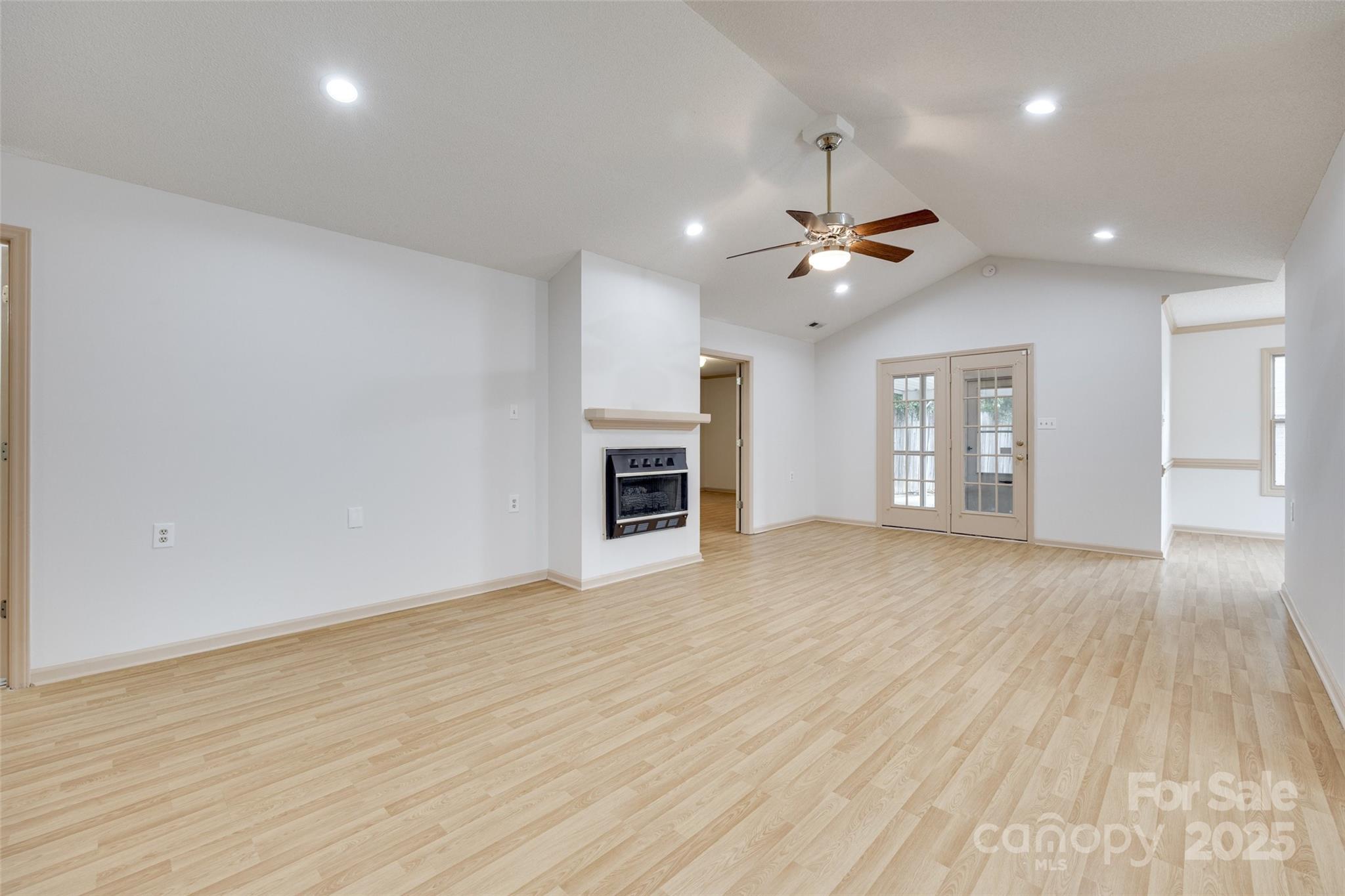 RAVENCROFT - Residential