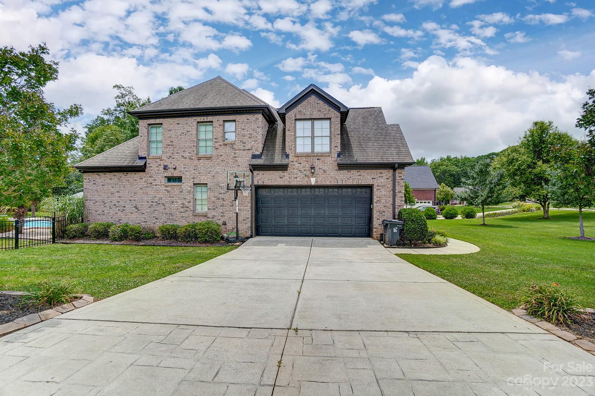 Creekwalk - Residential