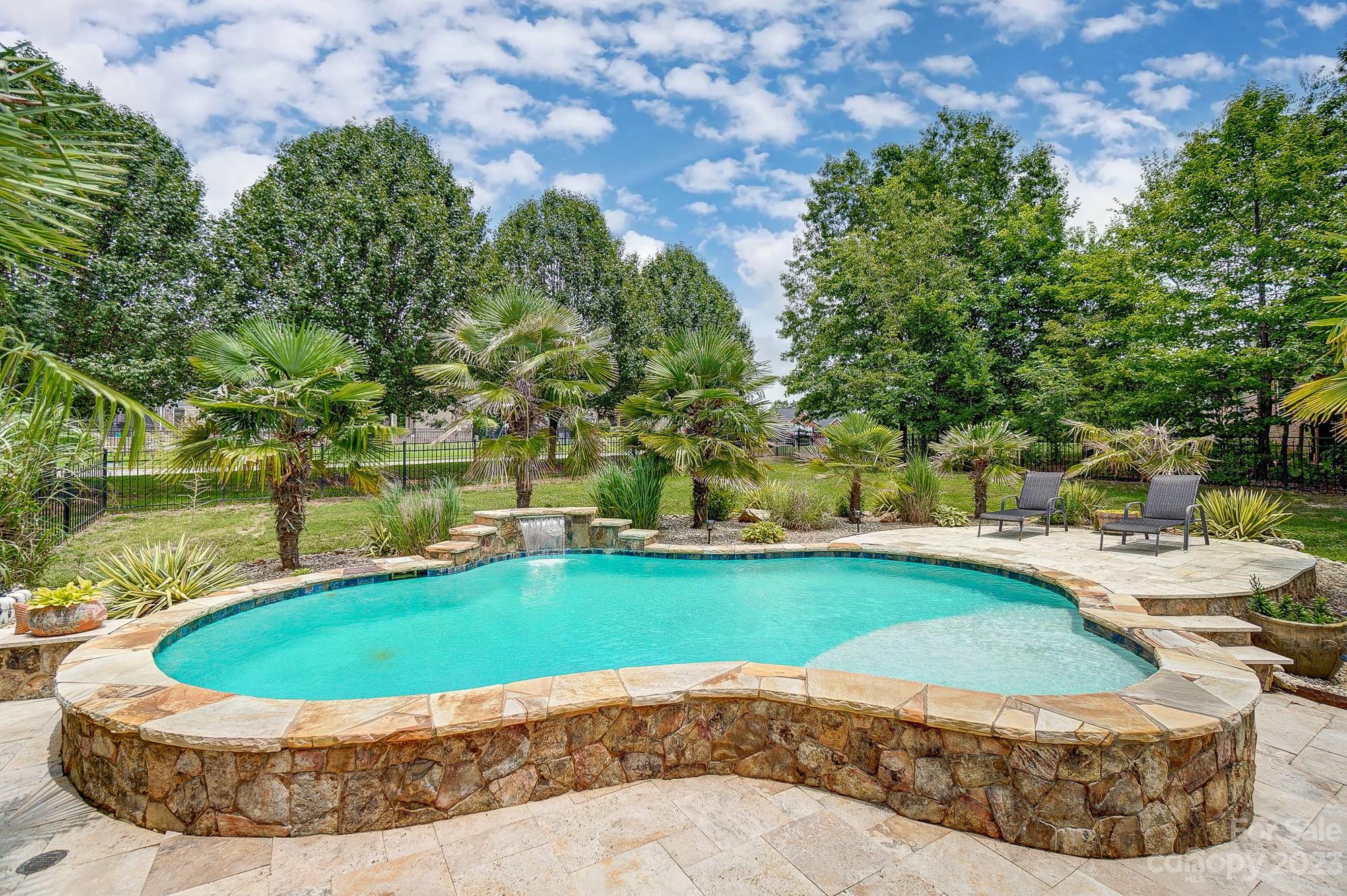 Creekwalk - Residential