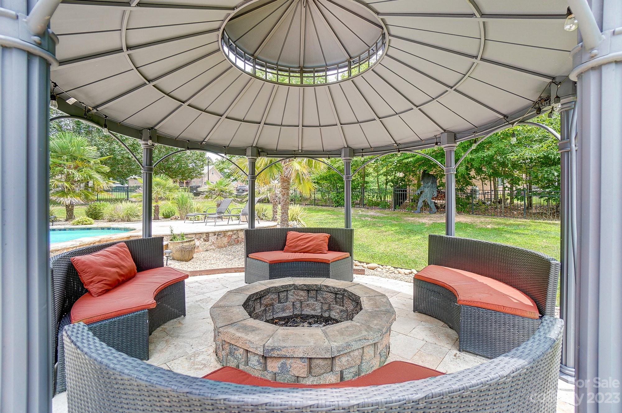 Creekwalk - Residential