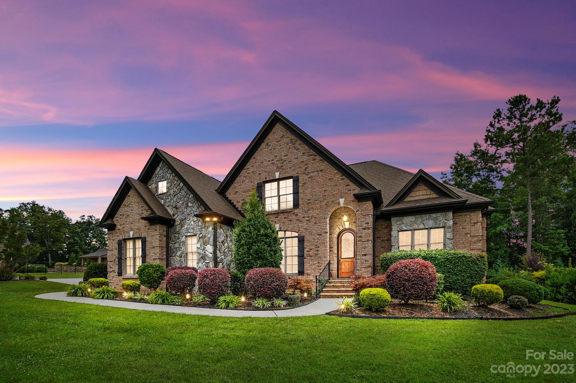 Creekwalk - Residential