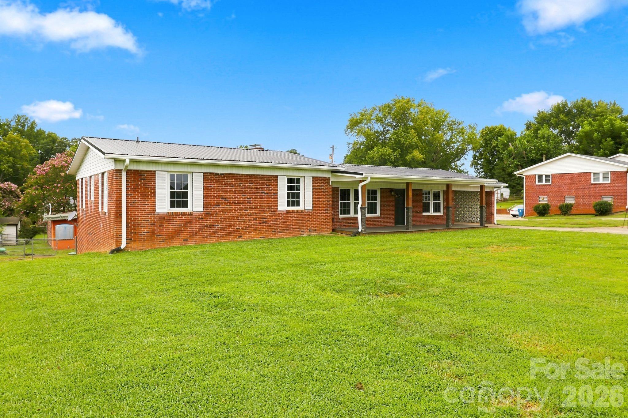 1664 Chase High Road