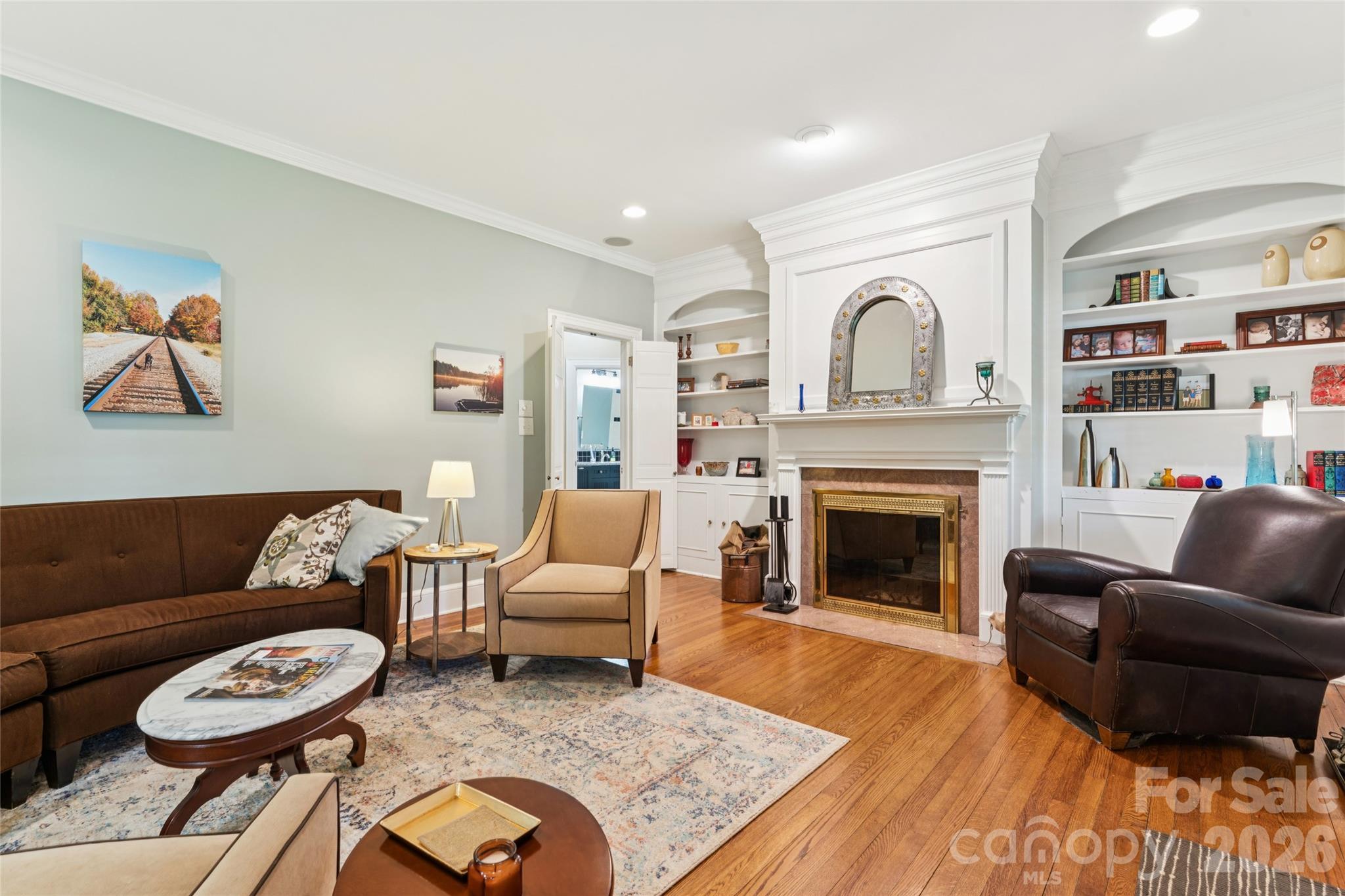 2623 Roswell Avenue
