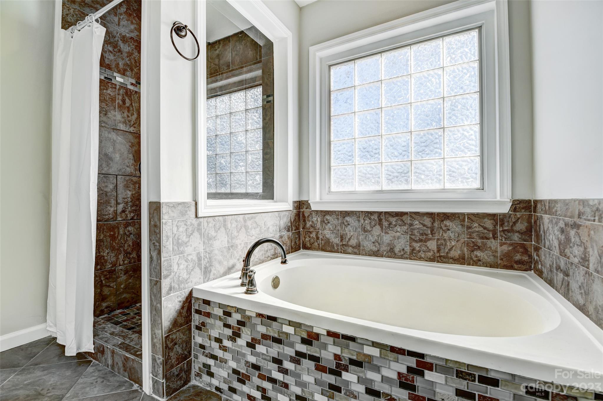 Highland Creek - Residential