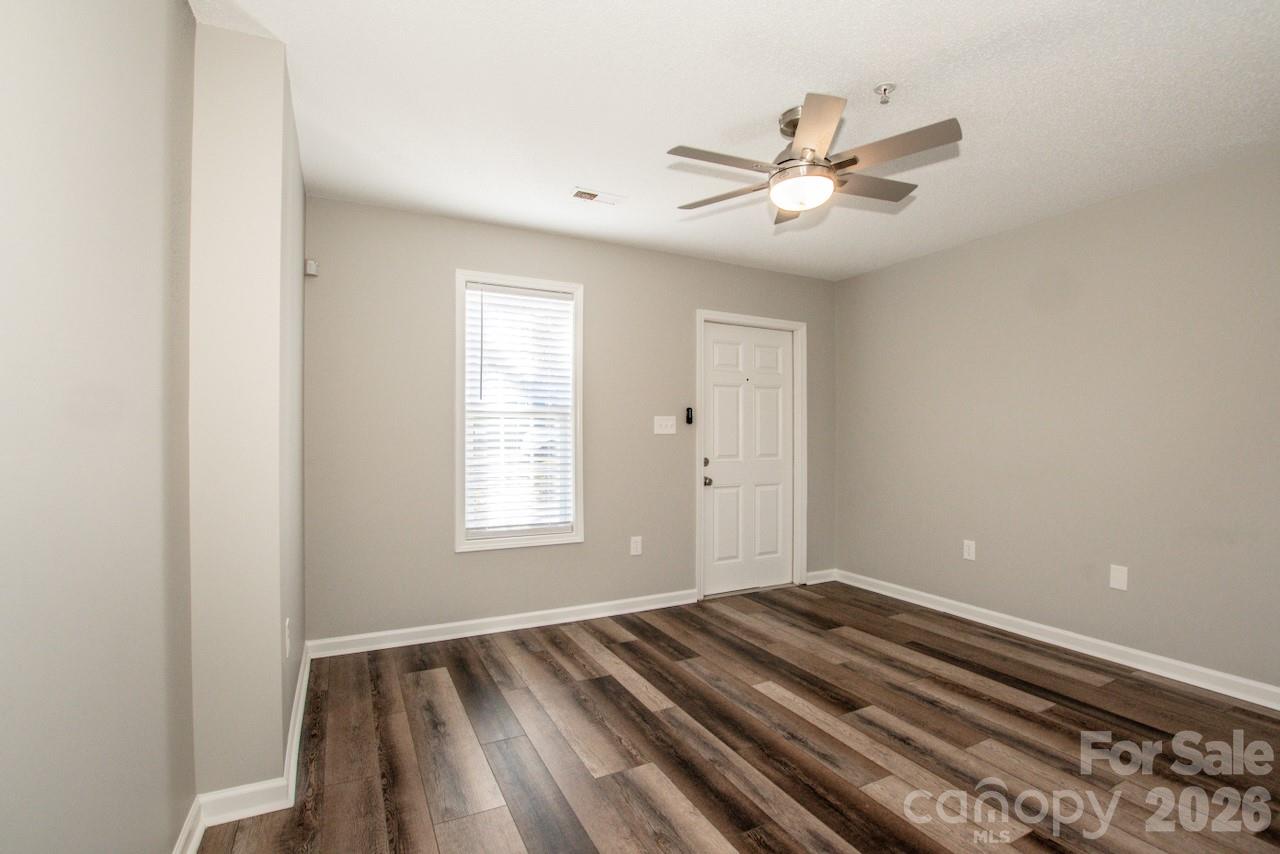 119 Steam Engine Drive 105