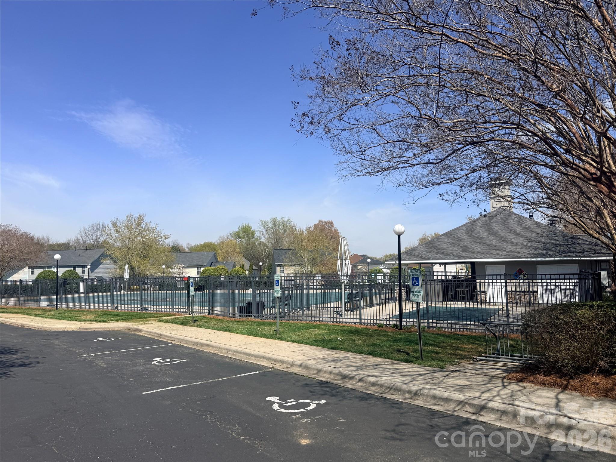 The Townes At Berkshire - Residential