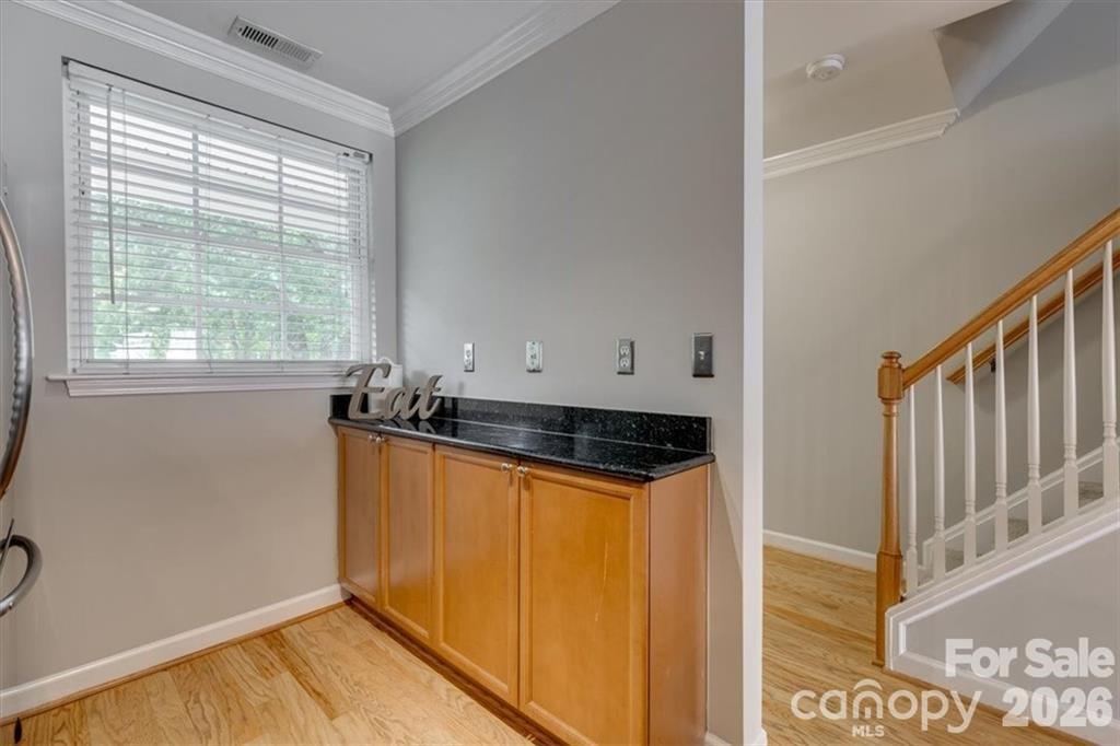 Commonwealth - Residential