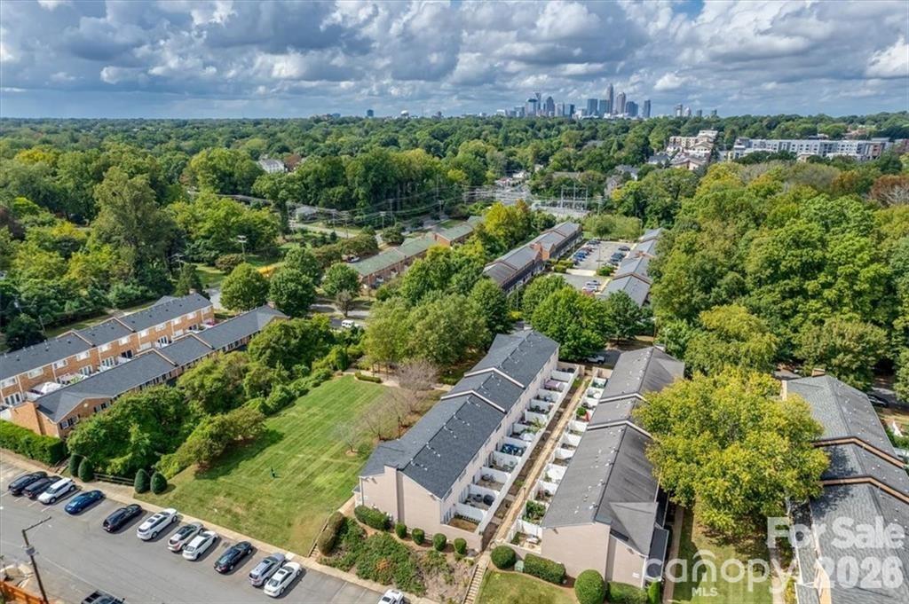 Commonwealth - Residential