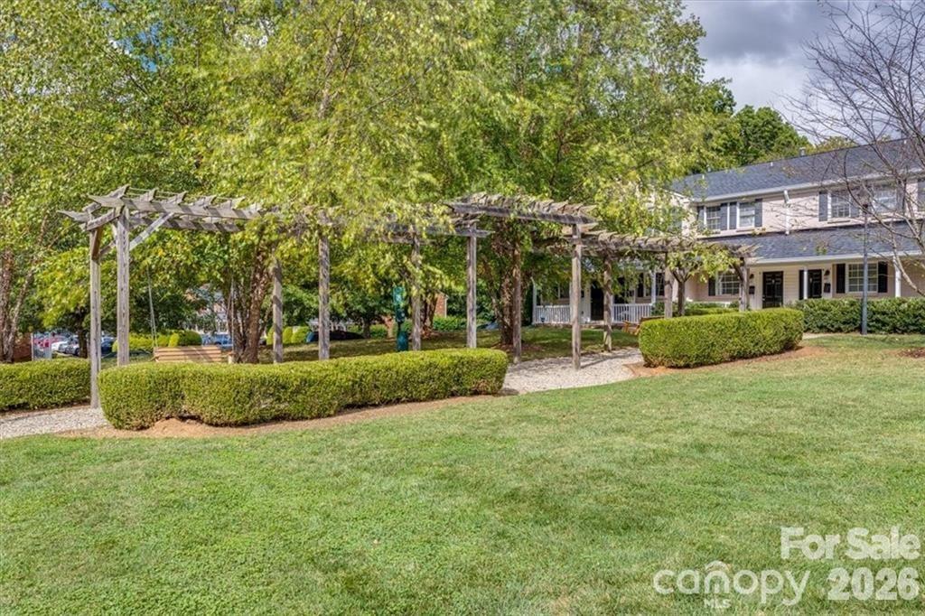 Commonwealth - Residential