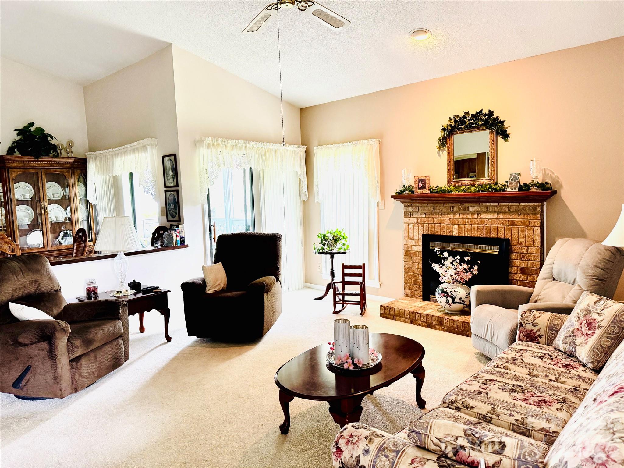 Harris Lake - Residential