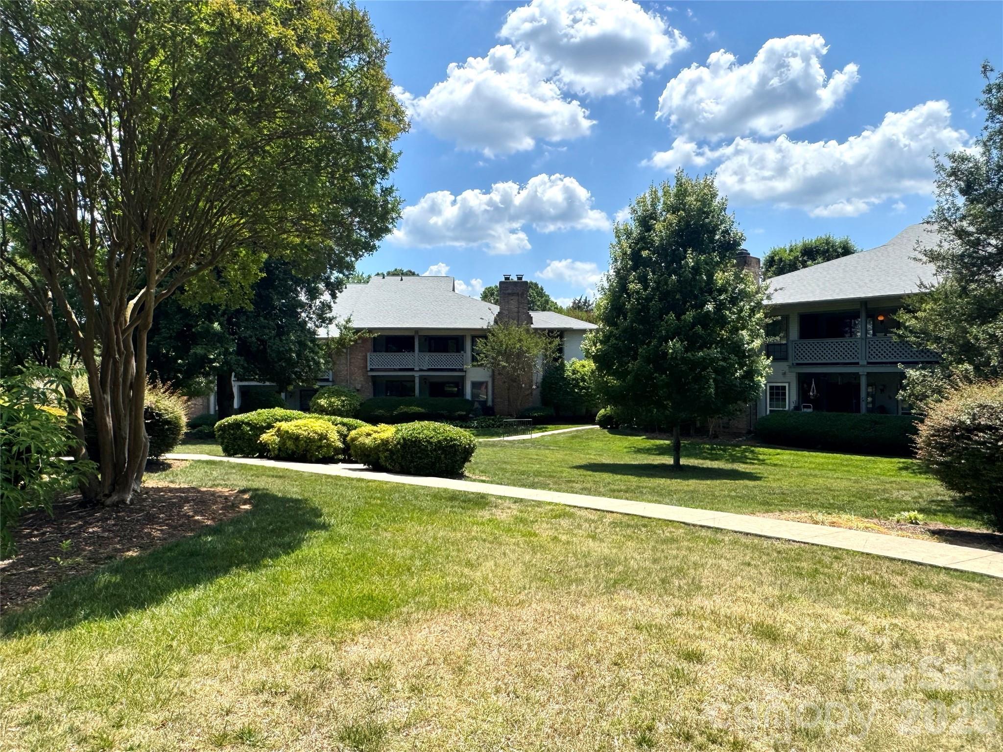 Harris Lake - Residential