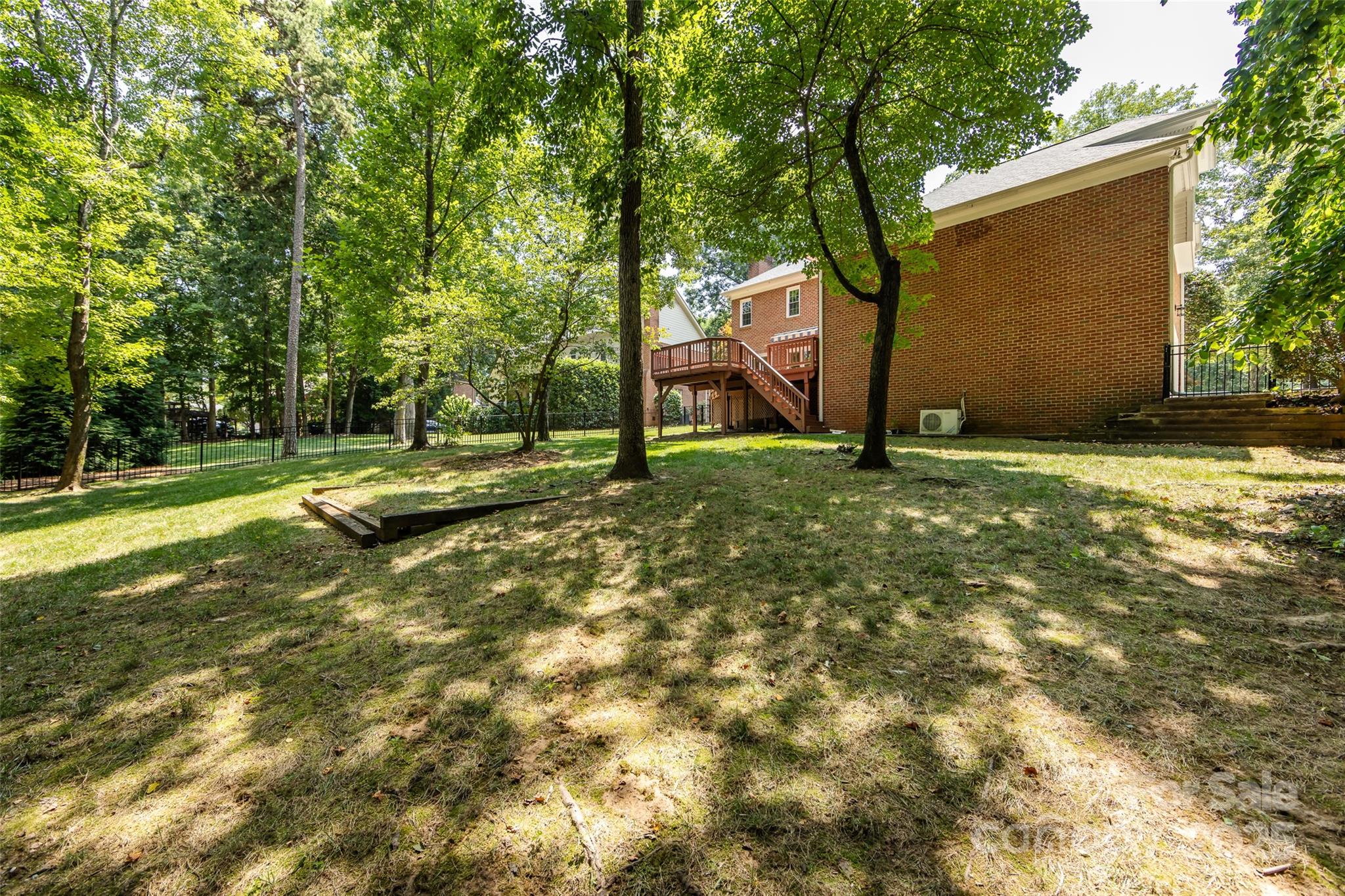 Benton Woods - Residential